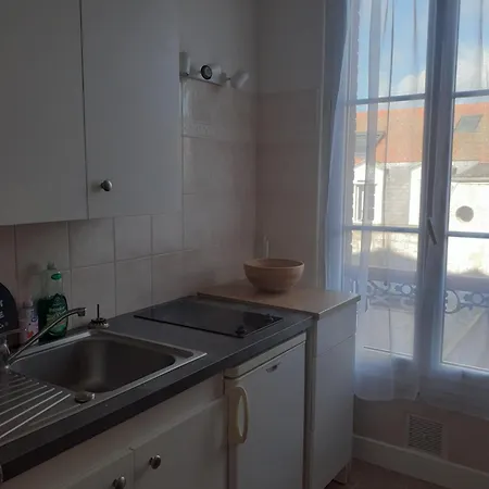 Centre Rue De La * Cabourg